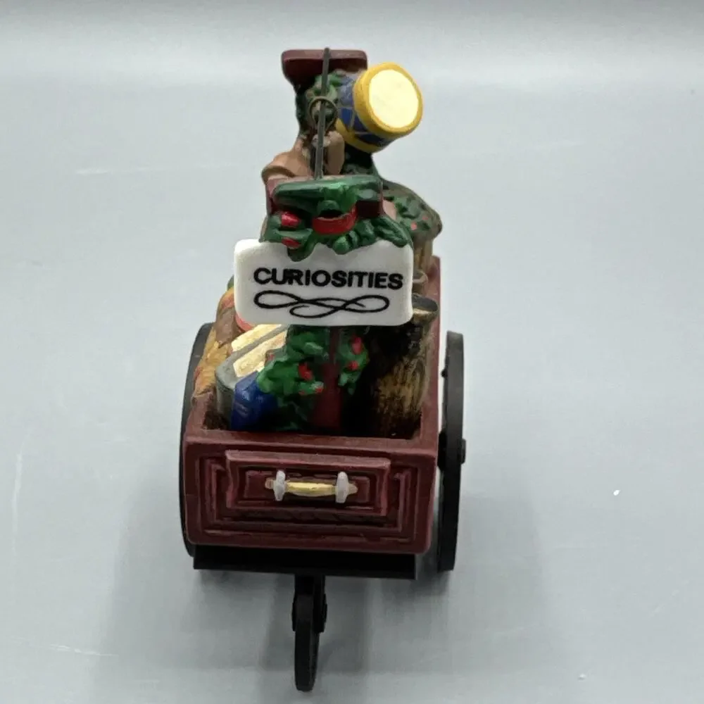 Department 56 Heritage collection Chelsea Market Curiosities Monger and Cart